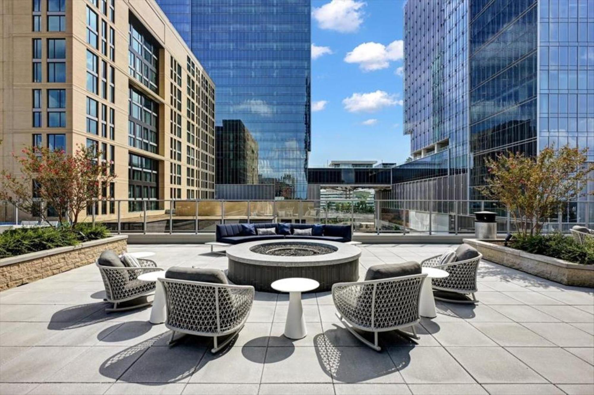 Global Luxury Suites At Town Center Reston Eksteriør bilde